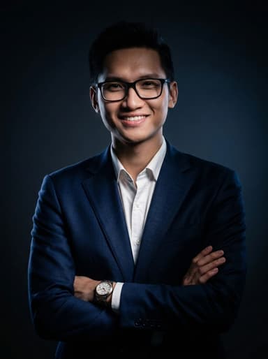 Sơn Hoàng — Managing Partner · SPY 0DTE Specialist